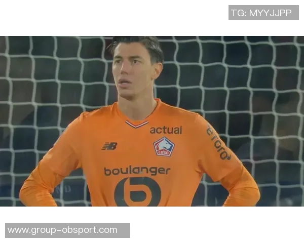 登贝莱神仙吊射令里尔门将傻眼躺球门内沉思人生瞬间成笑谈 登贝莱神仙吊射令里尔门将傻眼躺球门内沉思人生瞬间成笑谈