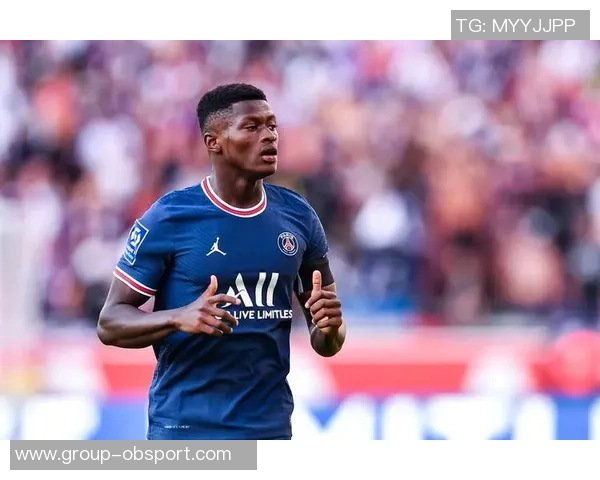 努诺门德斯伤愈复出巴黎官方发布训练照片展现积极状态