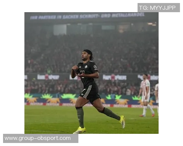 格纳布里称赞凯恩如机器人般的表现令人惊叹,展现出超凡的竞技状态 格纳布里称赞凯恩如机器人般的表现令人惊叹,展现出超凡的竞技状态