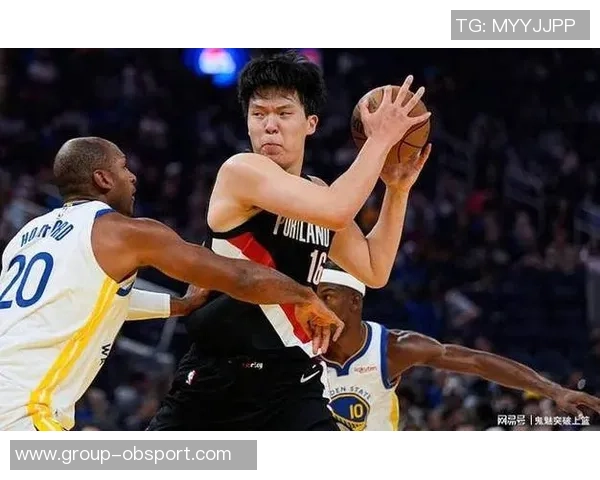 华子巨星表现震撼全场杨瀚森小步迈出中国篮球新篇章