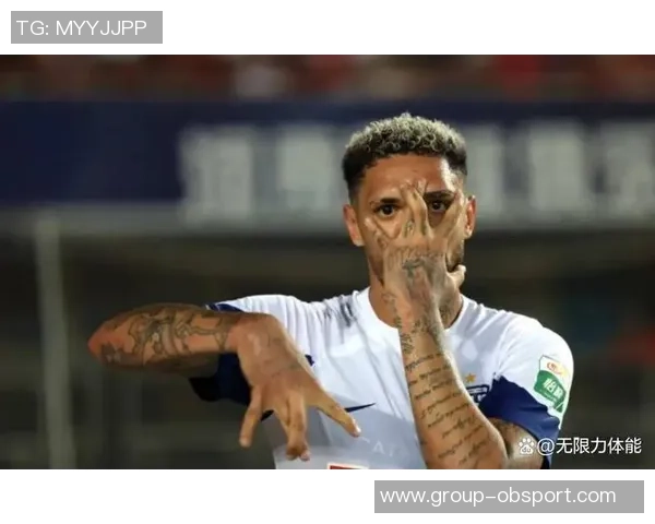 恩里克因伤病潮调整战术多名球员尝试伪九号位新角色