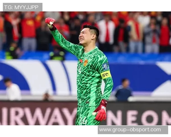 草皮质量堪忧王大雷呼吁大家共同维护主场草坪环境