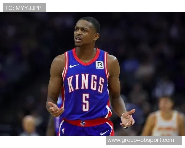 福克斯表现出色20投10中砍下全场最高26分助球队赢得胜利